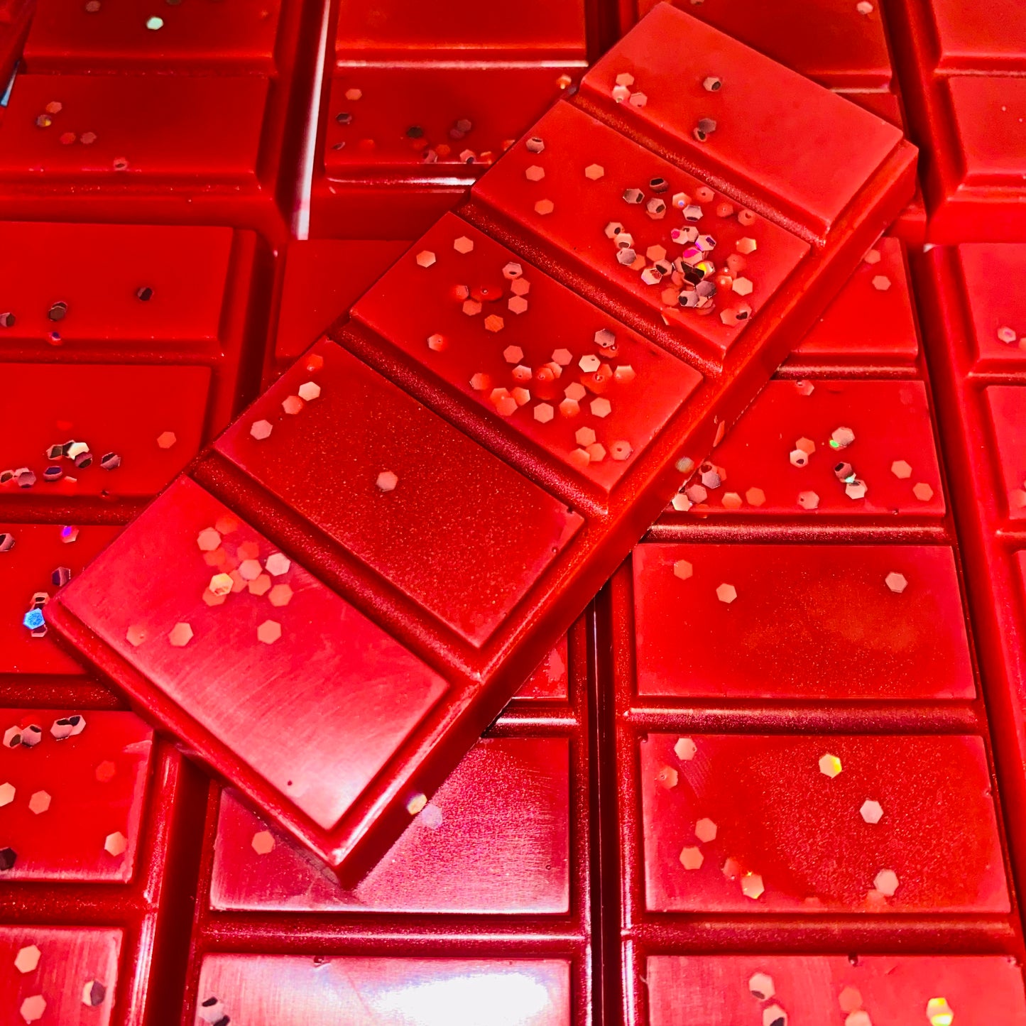 Christlyns Snap Wax Bar: Cherry Bomb